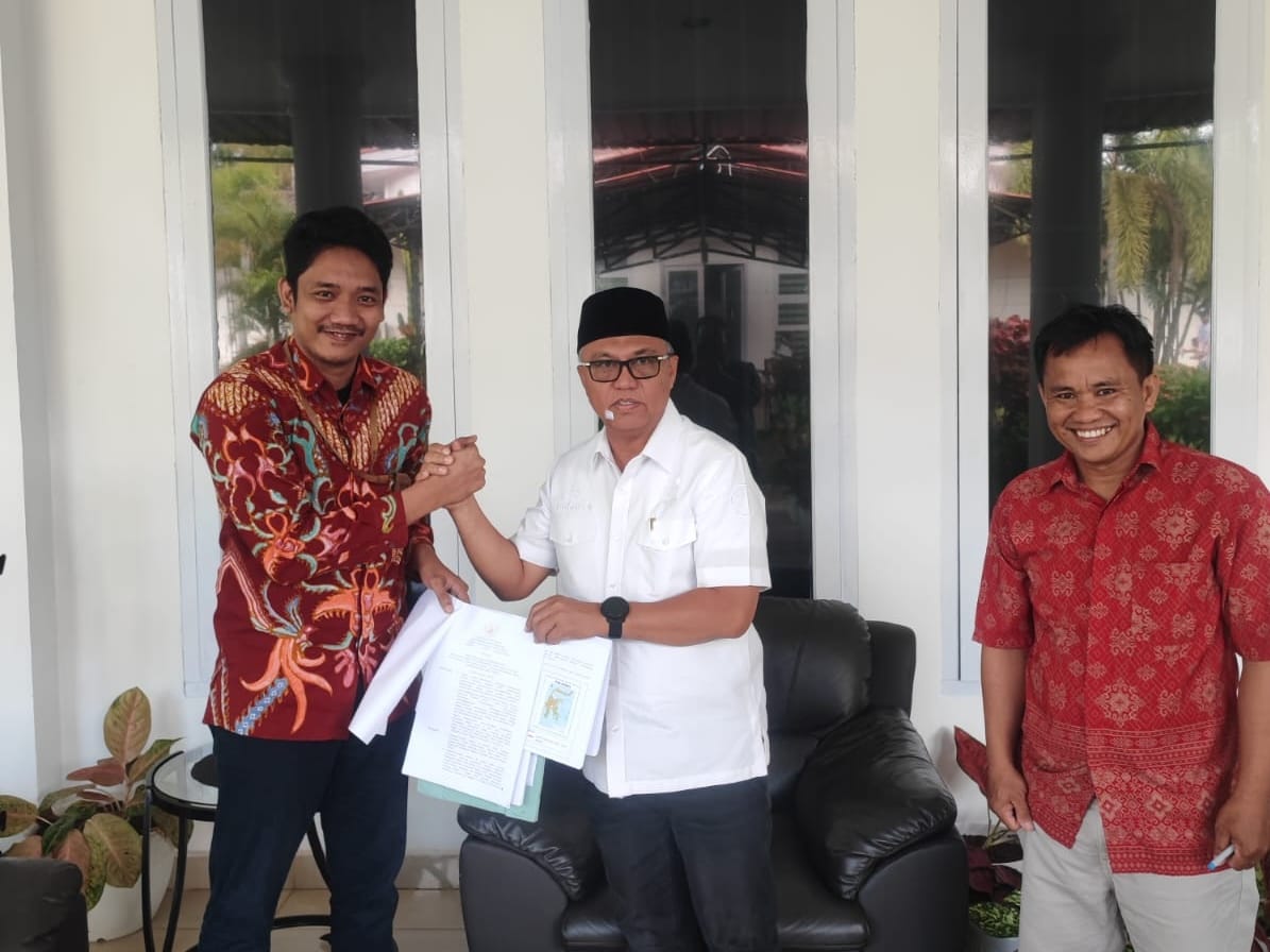 Bupati Luwu Timur Dukung PLN Bangun Proyek SUTET Wotu – Bungku