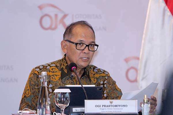 OJK Dorong Sektor Informal Bakal Punya Dana Pensiun