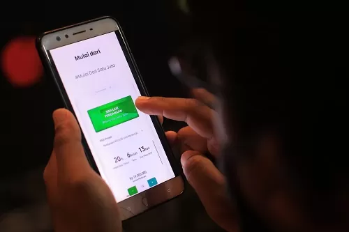 OJK Minta Pembiayaan hingga Pinjol Turunkan Bunga Pinjaman