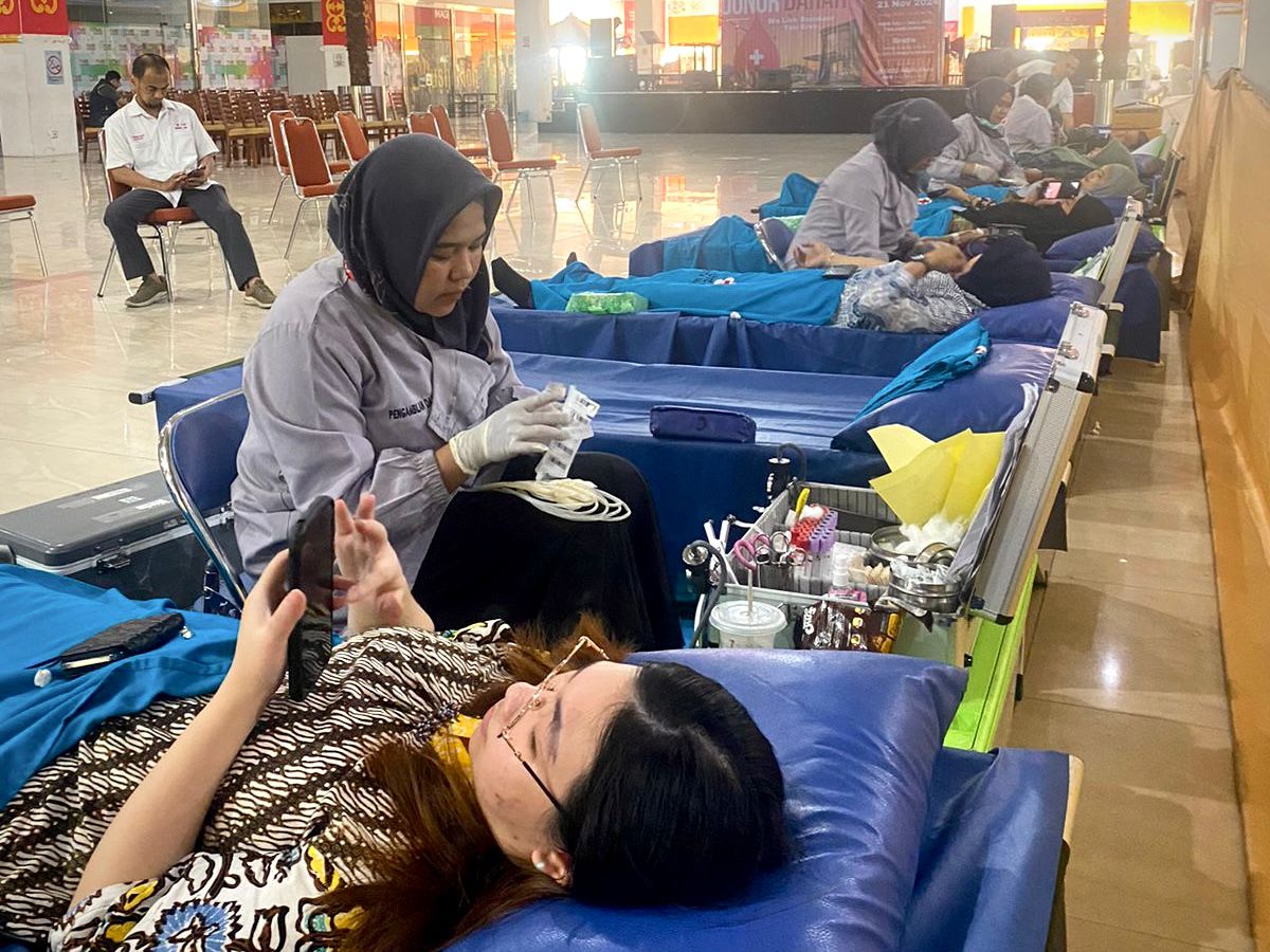 PT GMTD Kumpulkan 527 Kantong Darah Selama Tahun 2024
