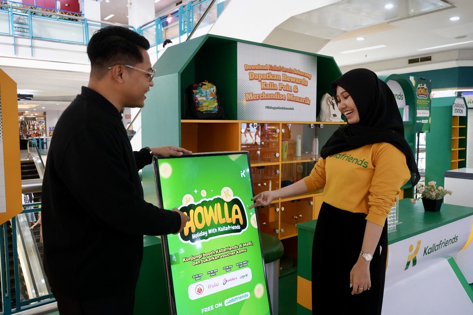 HOWLLA! Merchant FnB Bagi-bagi Produk Gratis di Booth Kallafriends MaRI