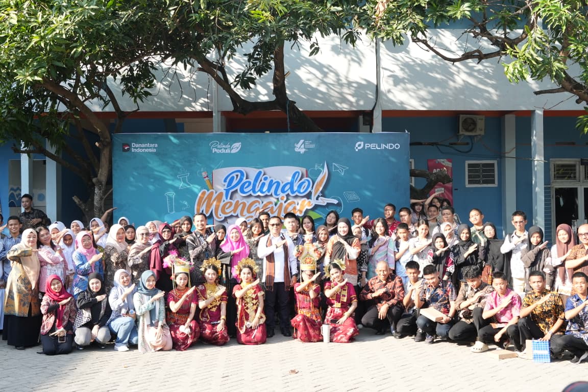 Pelindo Regional 4 Hadirkan Program Edukasi “Pelindo Mengajar” di SMA Negeri 14 Makassar