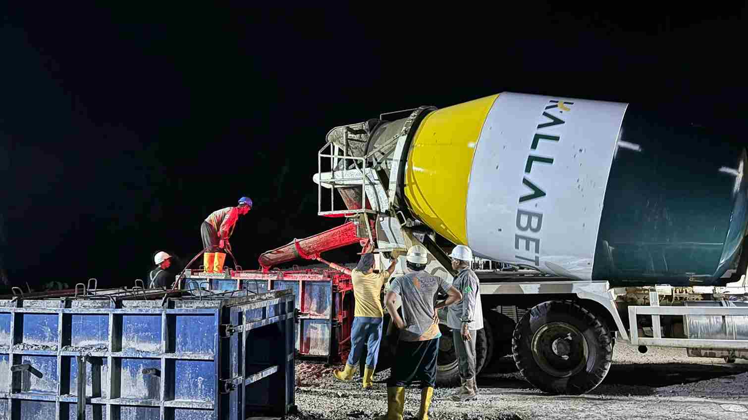 Kalla Beton Suplai Precast U-Ditch untuk Paket Pembangunan Embung KIPP 1B di IKN